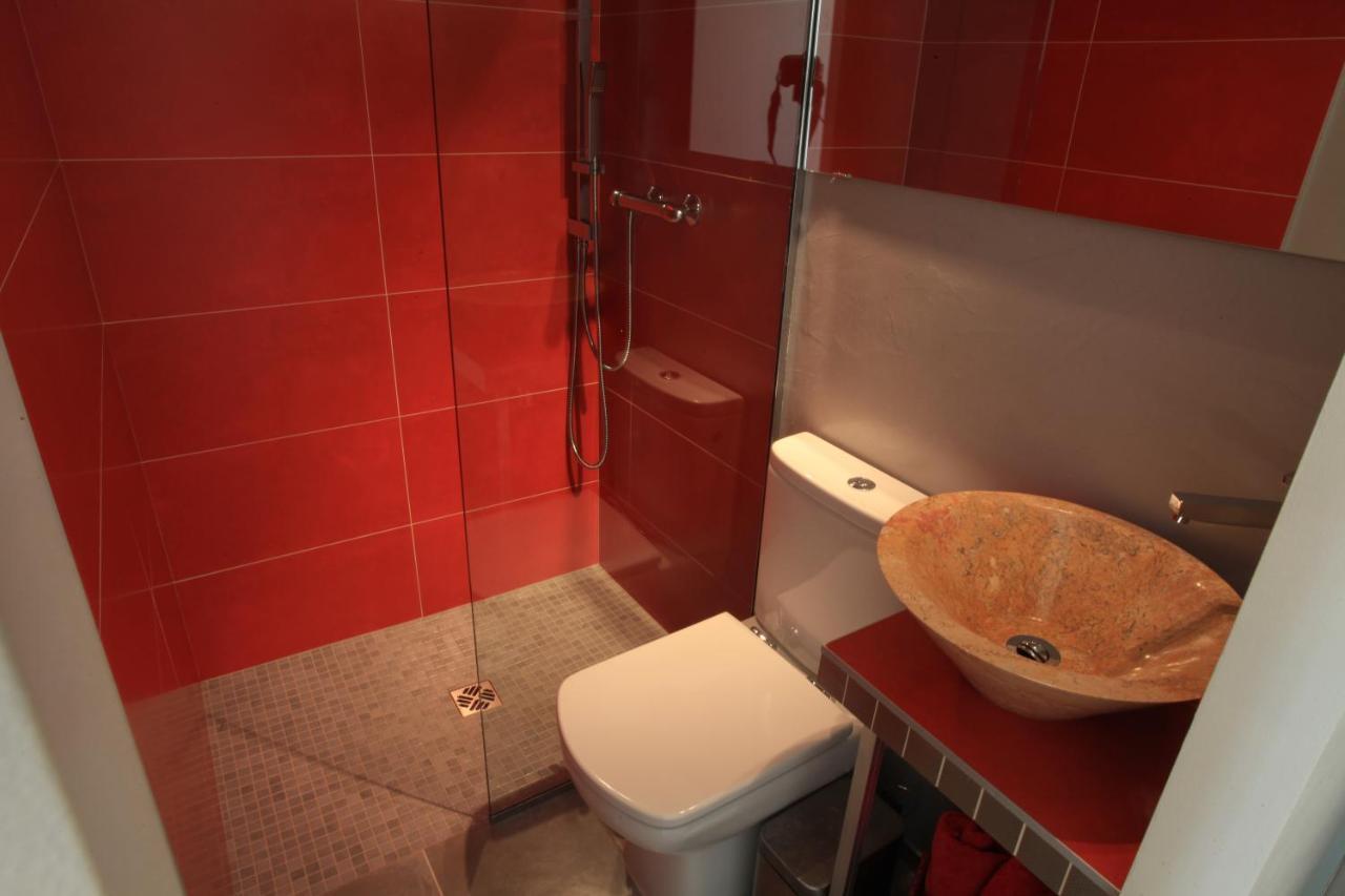 Le Mesnil Bed & Breakfast Dance  Bagian luar foto